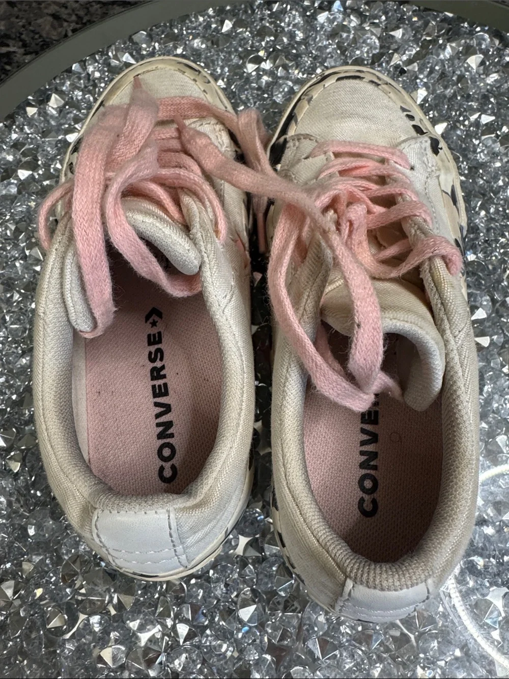 Girls White Canvas Low-Top Sneakers with Pink Star and Floral Sole  11